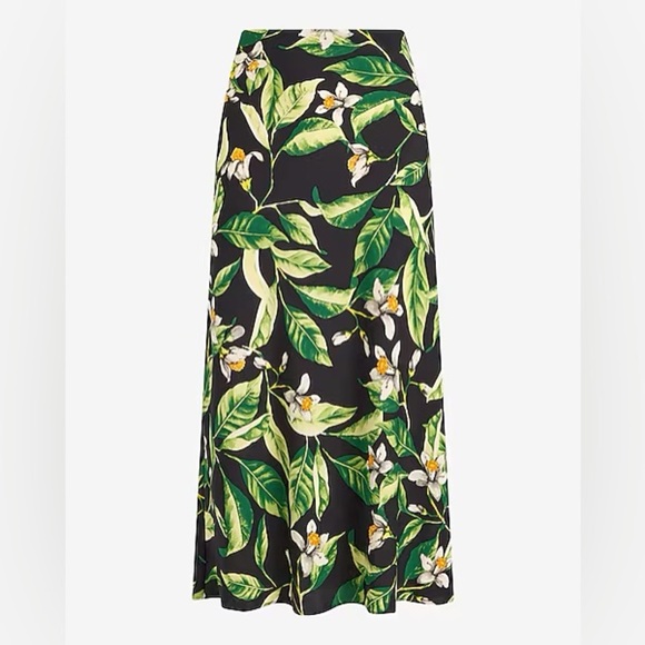 Super High Waisted Satin Printed Midi Skirt - Picture 4 of 4